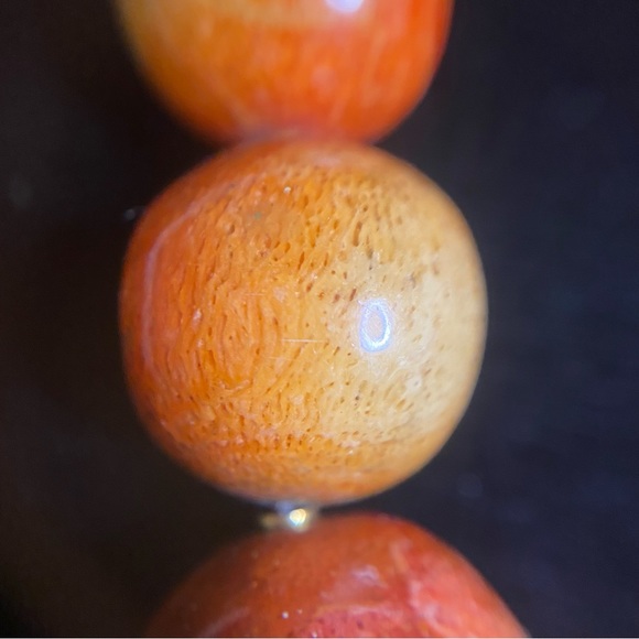 Apple Coral Graduated Necklace Vintage-Rare - Picture 6 of 9